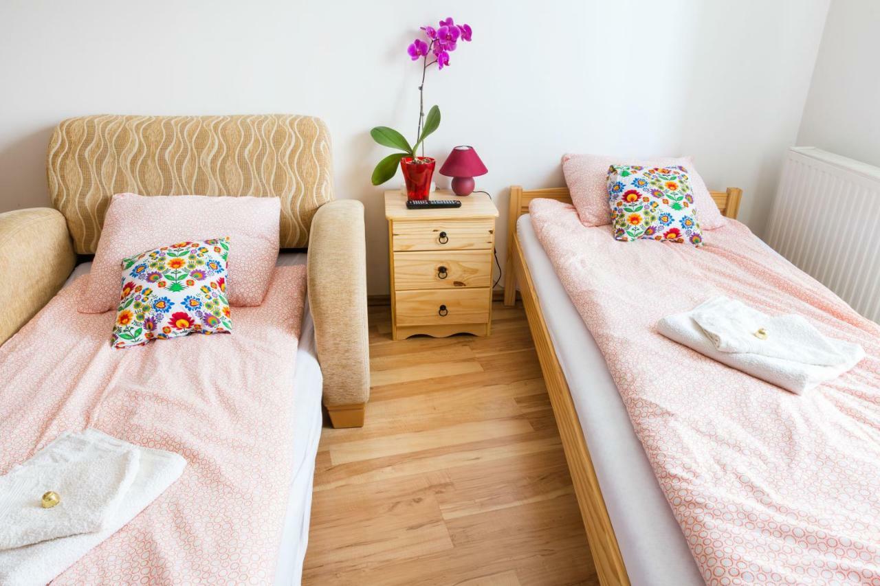 Mse Apartman Miskolc Exterior photo