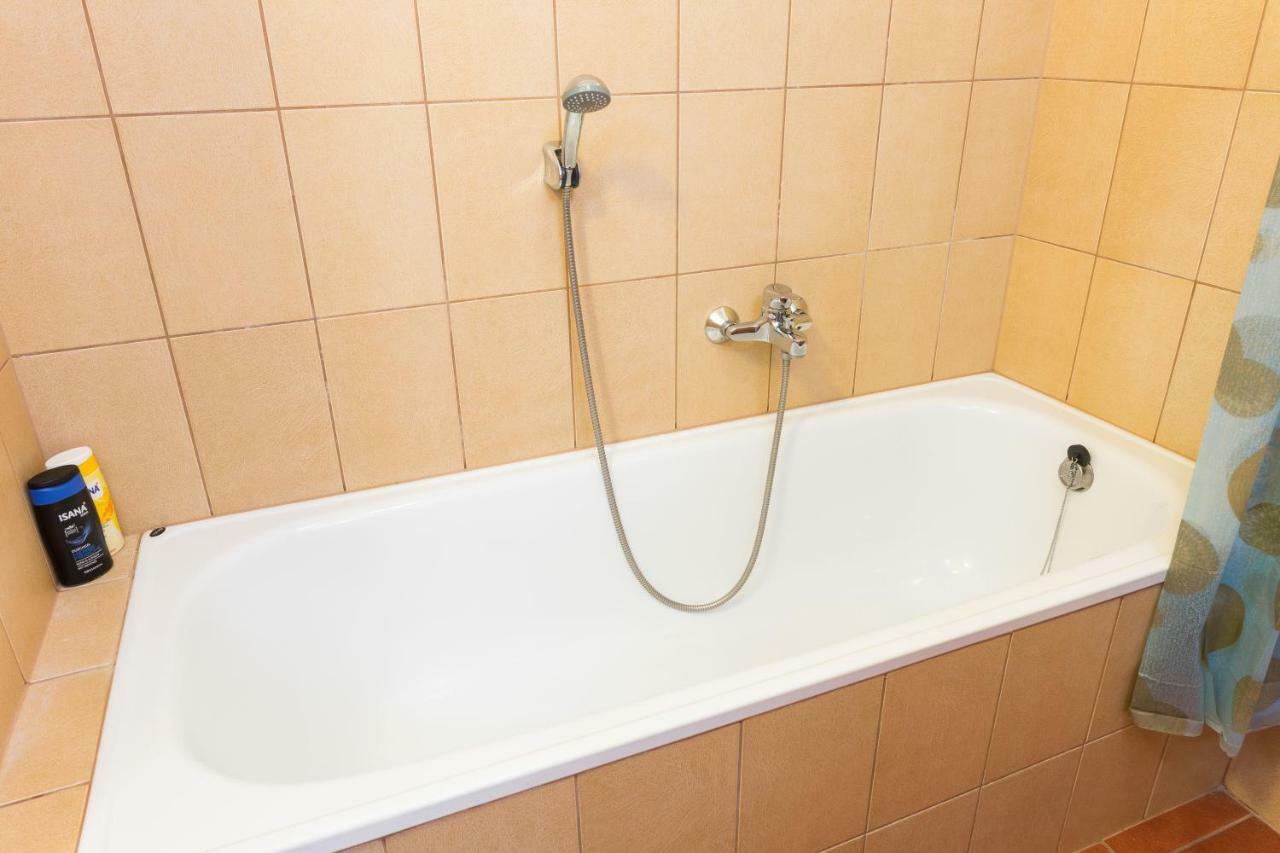 Mse Apartman Miskolc Exterior photo