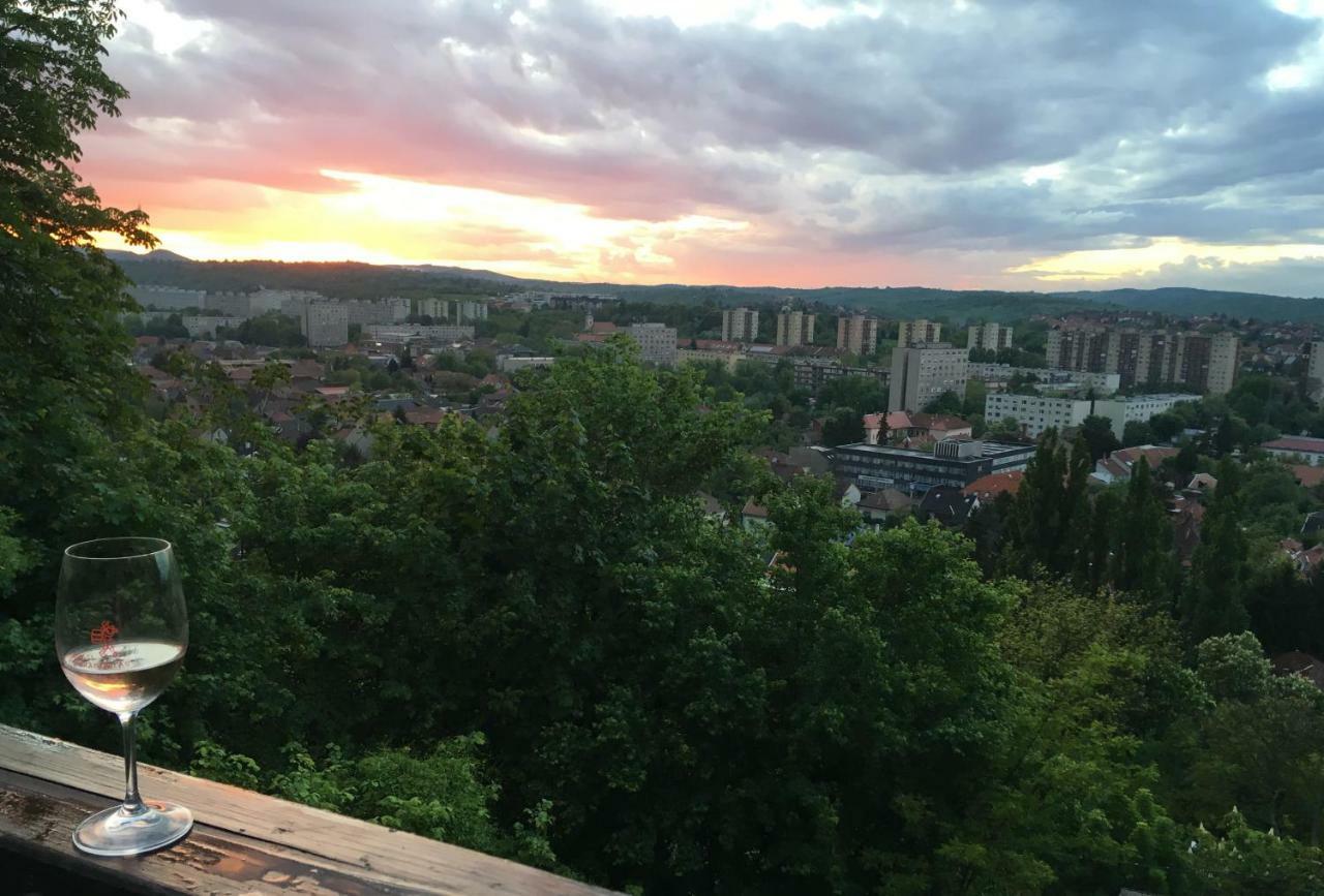 Mse Apartman Miskolc Exterior photo